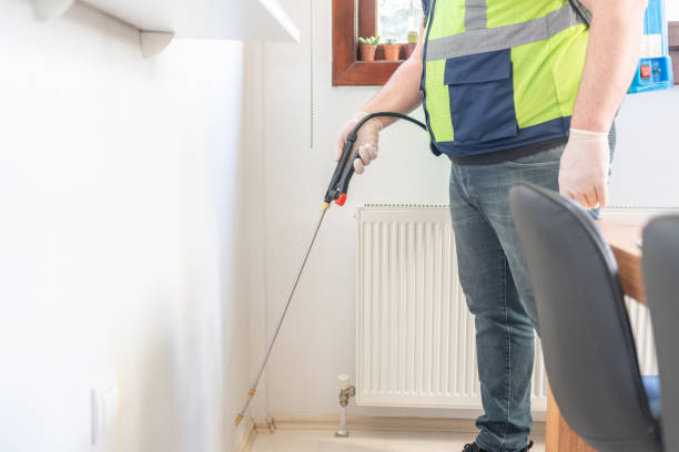 Best Residential Pest Control  in Winnebago, IL